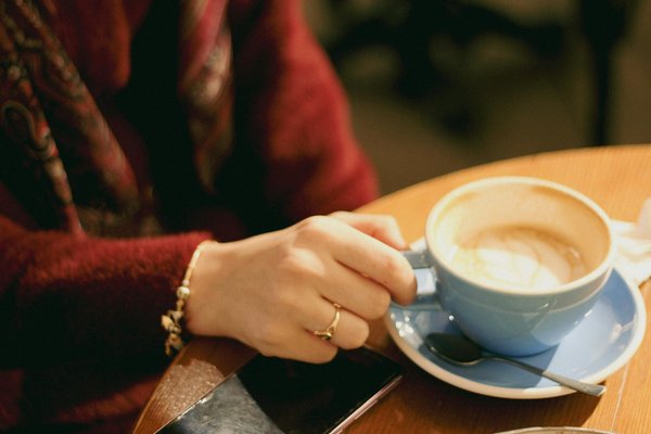 L'élégance des superpositions automnales : Guide ultime pour une allure stylée